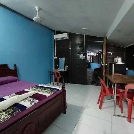 Homestay Koperasi Surau Alfalah Semporna Exterior photo