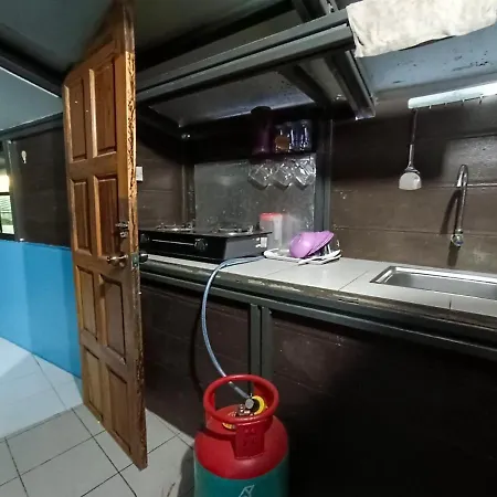 Homestay Koperasi Surau Alfalah Semporna Exterior photo