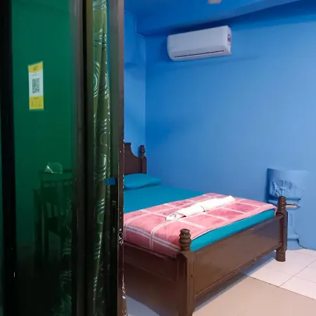 Homestay Koperasi Surau Alfalah Semporna Exterior photo