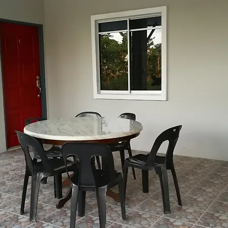 Homestay Koperasi Surau Alfalah Semporna Exterior photo