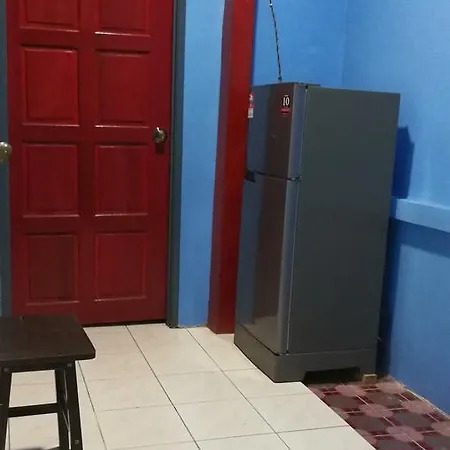 Homestay Koperasi Surau Alfalah Semporna Exterior photo