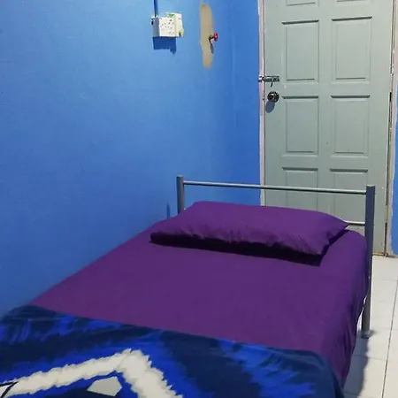 Homestay Koperasi Surau Alfalah Semporna Exterior photo