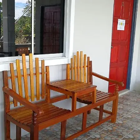 Homestay Koperasi Surau Alfalah Semporna Exterior photo