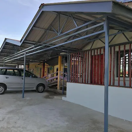Homestay Koperasi Surau Alfalah Semporna Exterior photo