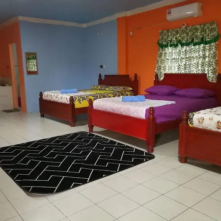Homestay Koperasi Surau Alfalah Semporna Exterior photo