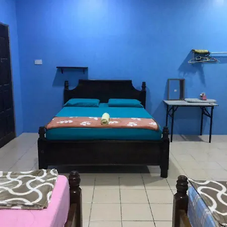 Homestay Koperasi Surau Alfalah Semporna Exterior photo