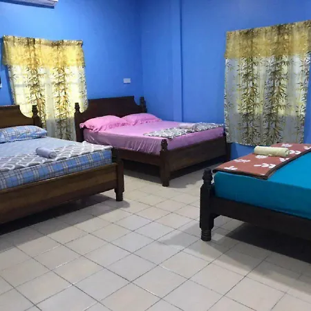 Homestay Koperasi Surau Alfalah Semporna Exterior photo