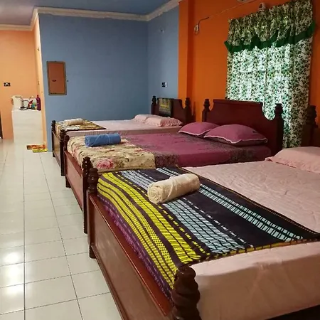 Homestay Koperasi Surau Alfalah Semporna Exterior photo