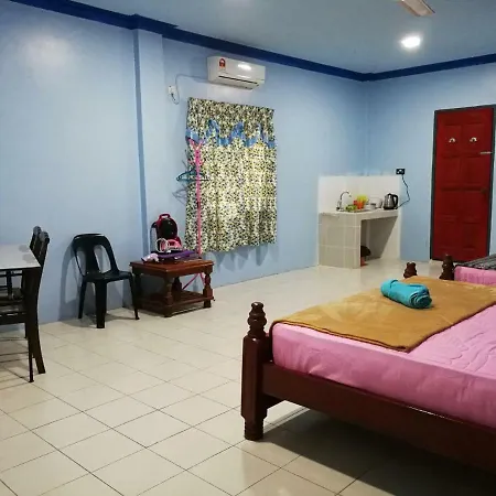Homestay Koperasi Surau Alfalah Semporna Exterior photo