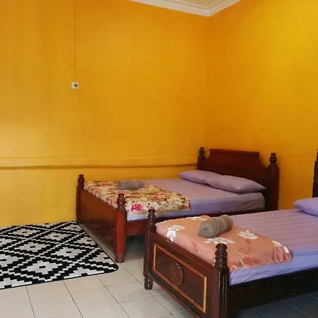 Homestay Koperasi Surau Alfalah Semporna Exterior photo