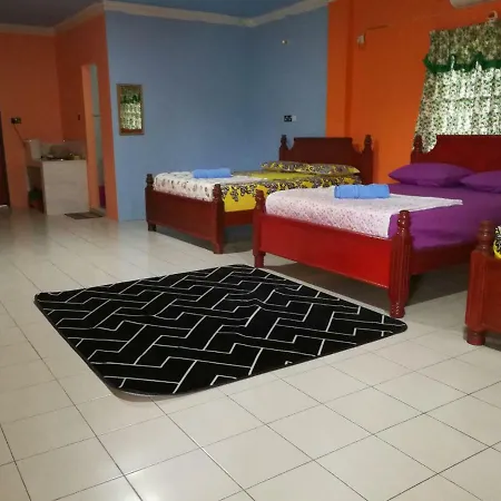 Homestay Koperasi Surau Alfalah Semporna Exterior photo
