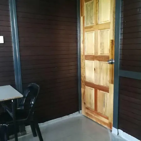 Homestay Koperasi Surau Alfalah Semporna Exterior photo